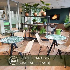 4* Hotel Court Garden